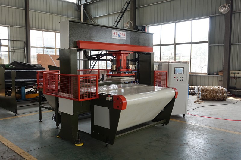 conveyor belt travel head cutting machine